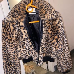 Cropped cheetah jacket